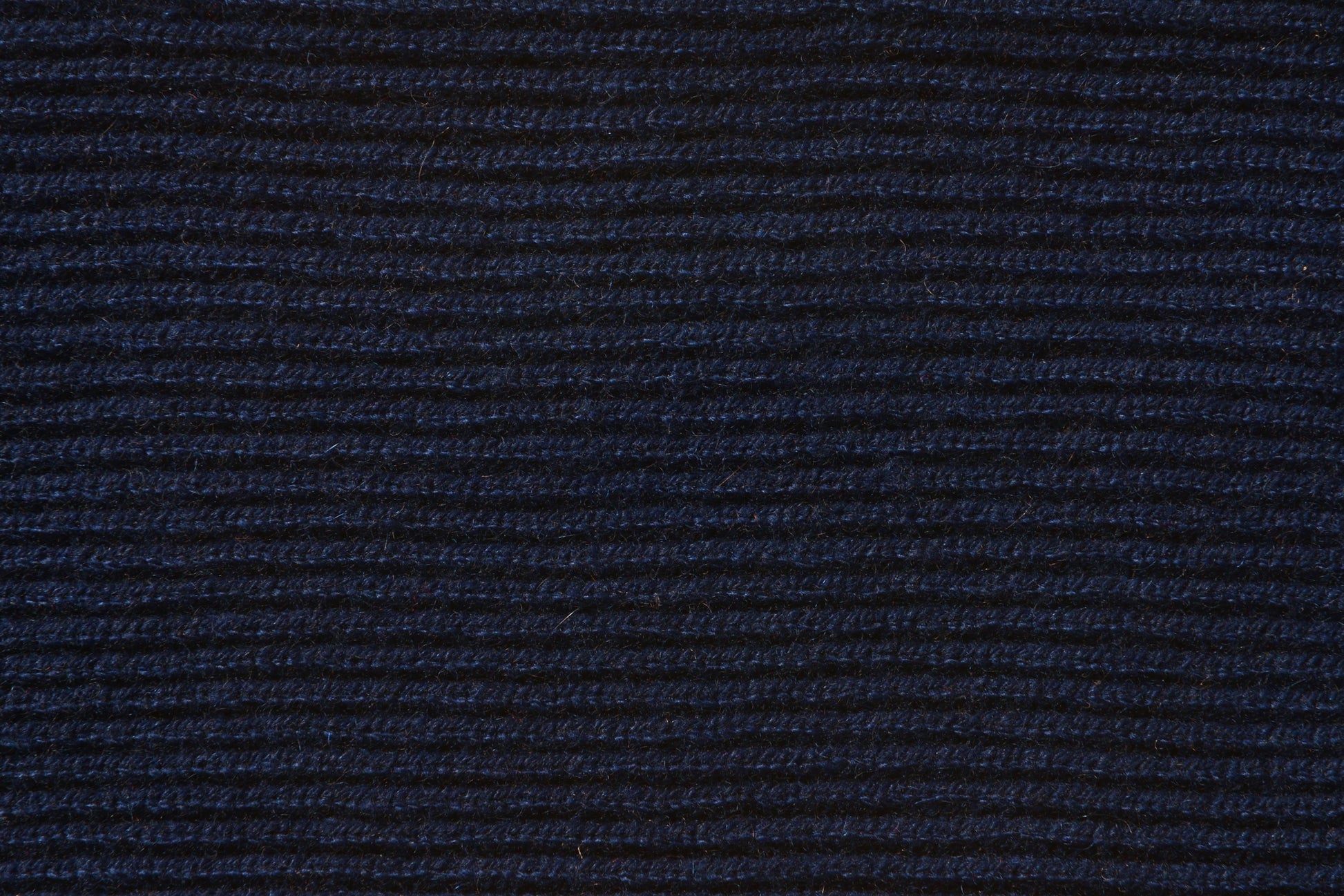 Pullover halsferner Rollkragen